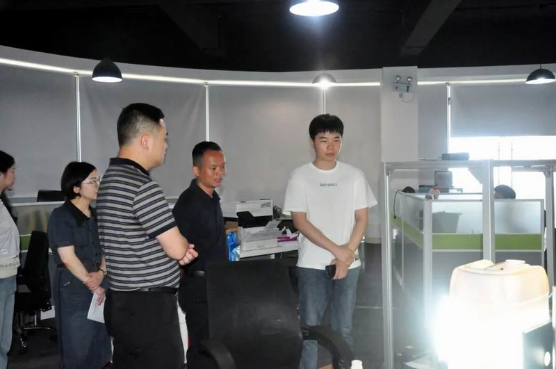 1694399335822444.jpg 640 (1).jpg